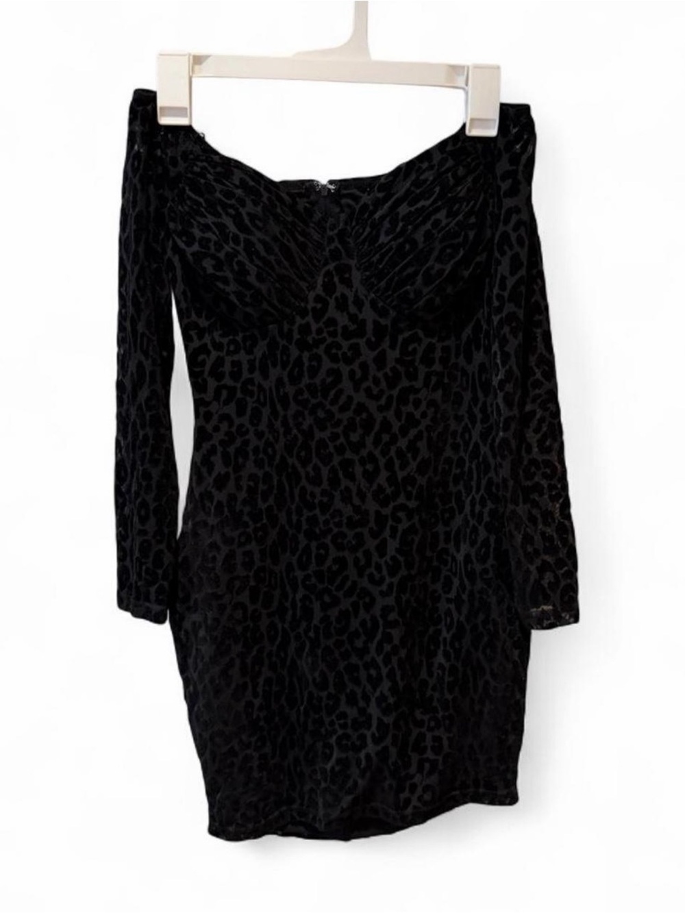 Windsor Black Leopard-Print Long-Sleeve Bodycon Dress